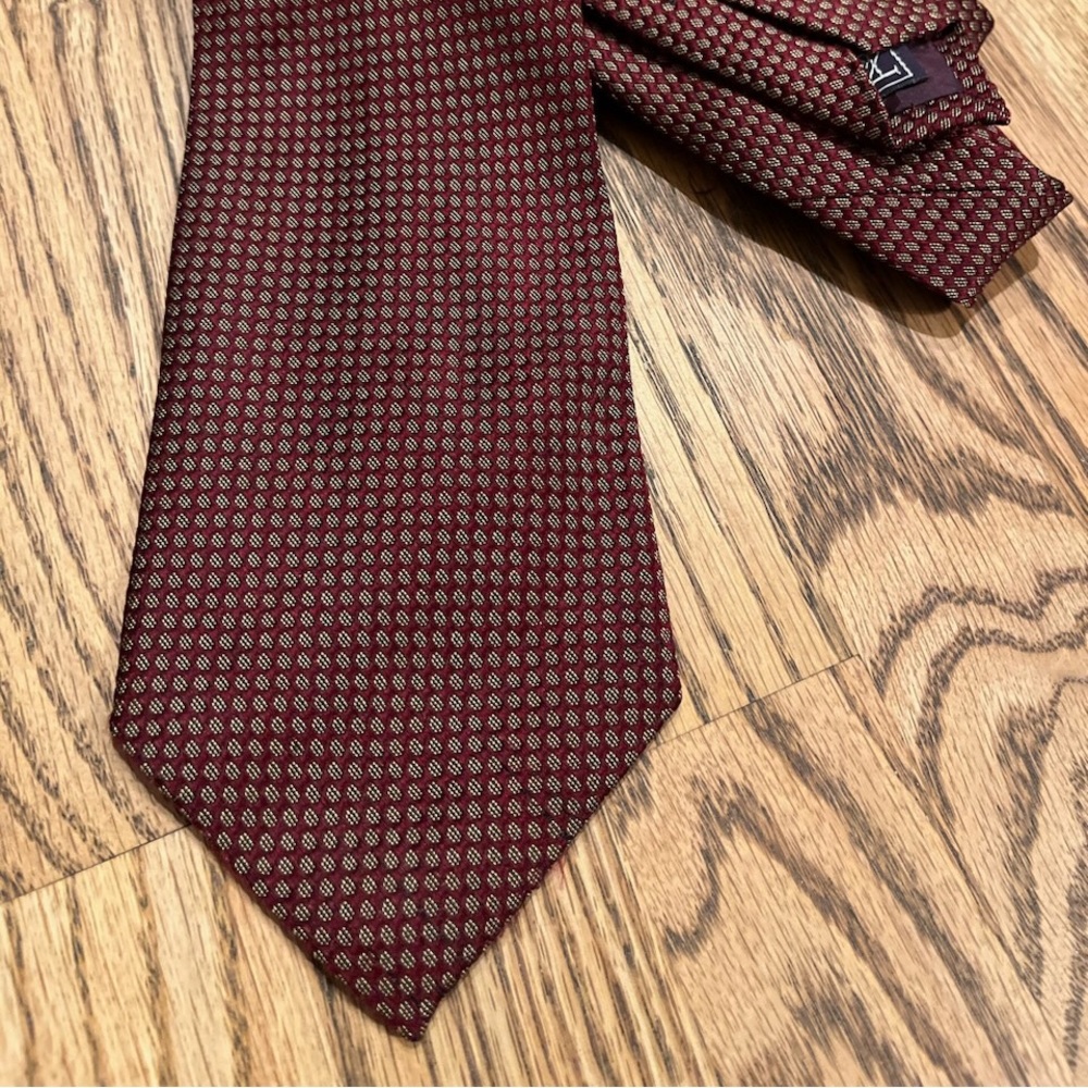 Nick Hamilton tie.